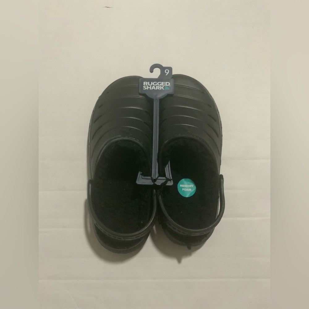 Men's Rugged Shark Black Slip-On